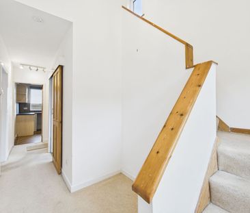 Semi-detached house to rent on - Photo 4