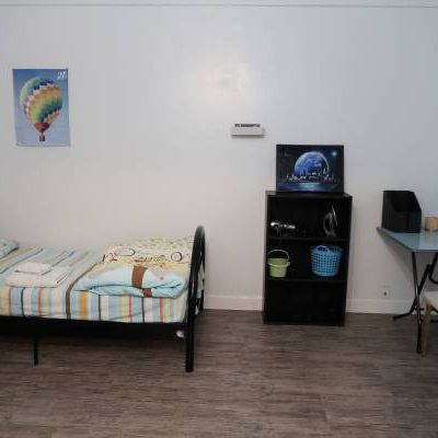 Studio apartment near McGill University - Photo 4