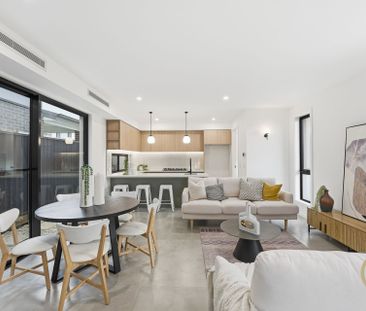 Fresh, Modern & Made for Family Living in Werrington - Photo 1