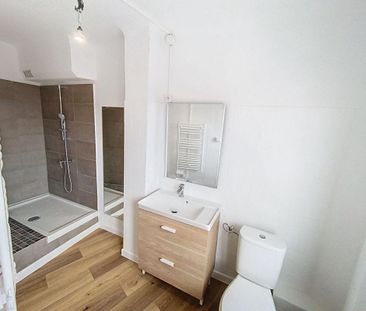 Location Appartement 1 pièce Meublé 19m² BRIGNOLES 83170 - Photo 5