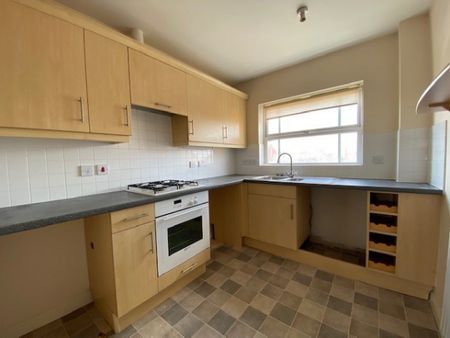 John Gold Avenue, Newark, Nottinghamshire, NG24 - Photo 3