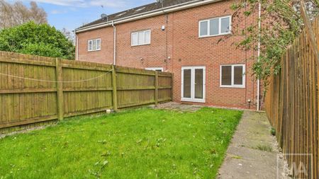 Berkeley Close, Warrington, Cheshire - Photo 4