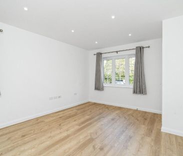 3 bedroom end of terrace house to rent - Photo 6