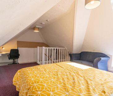 245 Fifth Avenue - Photo 5