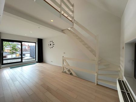 Instapklare stadswoning met zonneterras te Roeselare! - Photo 2