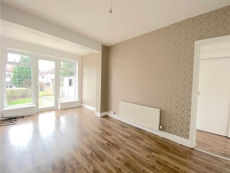 3 bedroom semi-detached house to rent - Photo 3