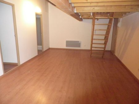 A Louer - Appartement mezzanine LA PALME - Photo 4
