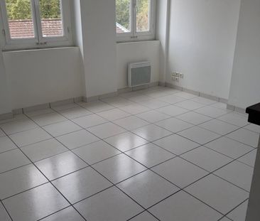 Location Appartement 3 pièces 55m² LYON 9ème - Photo 2