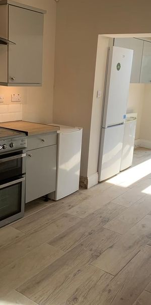 46 Melton Road, NG2 7NF, NOTTINGHAM - Photo 1