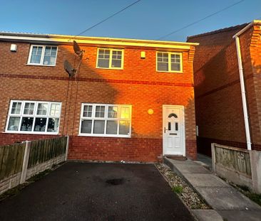 Litherland Avenue, Wirral - Photo 2