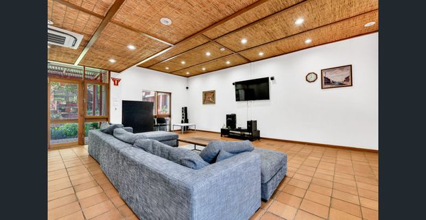 Affordable Accommodation close to Adelaide CBD - Photo 1