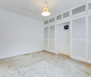 2 bedroom apartment to rent Benhill Wood Road, Sutton, SM1 - Photo 5