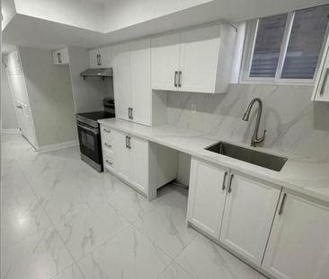 For Lease - 51 Sharpe Crescent, New Tecumseth, Ontario - Photo 1