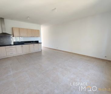 Location Appartement 2 pièces 51m² CAVAILLON 84300 - Photo 3