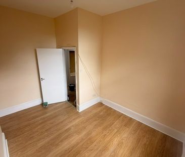1 Bed Flat, Talfourd Road, SE15 - Photo 6