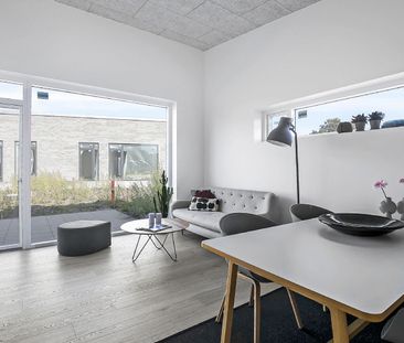 Nyopført 4-værelses rækkehus på Jernaldervej i Nørresundby - Photo 1
