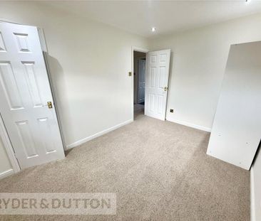 4 bedroom detached house to rent - Photo 2