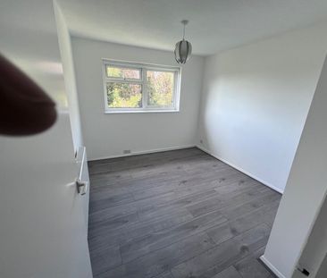 1 Bed Flat, Martin Court, CR2 - Photo 3