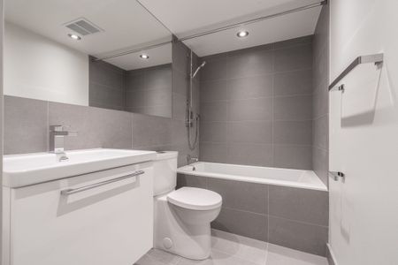 230 Oak Street - Photo 3