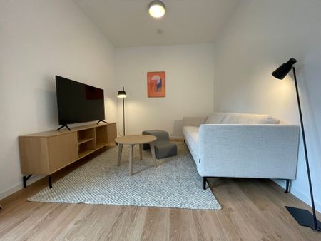 Erstmal ankommen – die erste halbe Miete geht auf uns! All-inclusive Apartment in Kreuzkölln - Photo 2
