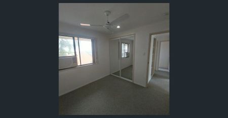 Cute and Cozy Townhouse in the Heart of Tannum! - Photo 5