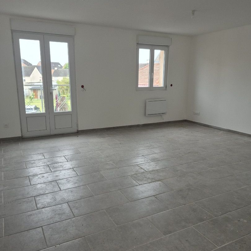 Location Appartement 3 pièces 73m² FEIGNIES 59750 - Photo 1