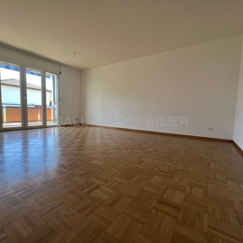 BEL APPARTEMENT DE 4 PIECES, EN SINGINE - Foto 1