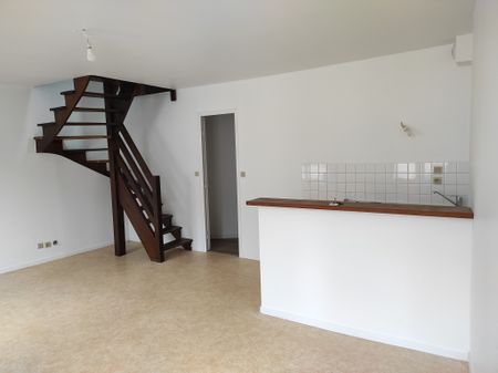 Location Appartement 2 pièces 40m² ORLEANS 45000 - Photo 2