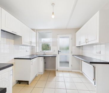 27a Abbots Cross, Newtownabbey, Newtownabbey, BT37 9QY - Photo 2