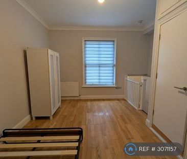3 bedroom detached house to rent - Photo 4