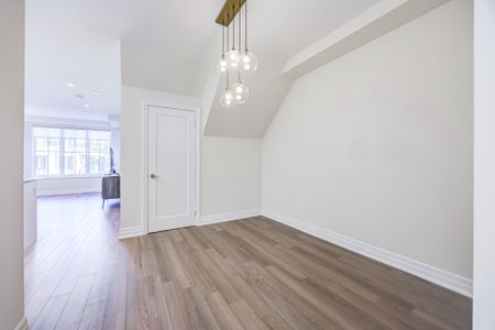 For Lease - 652 Cricklewood Drive Unit# 207, Mississauga, Ontario - Photo 5