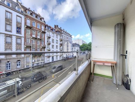 GARE - T2 meublé de 47.80m² avec balcon - Photo 2