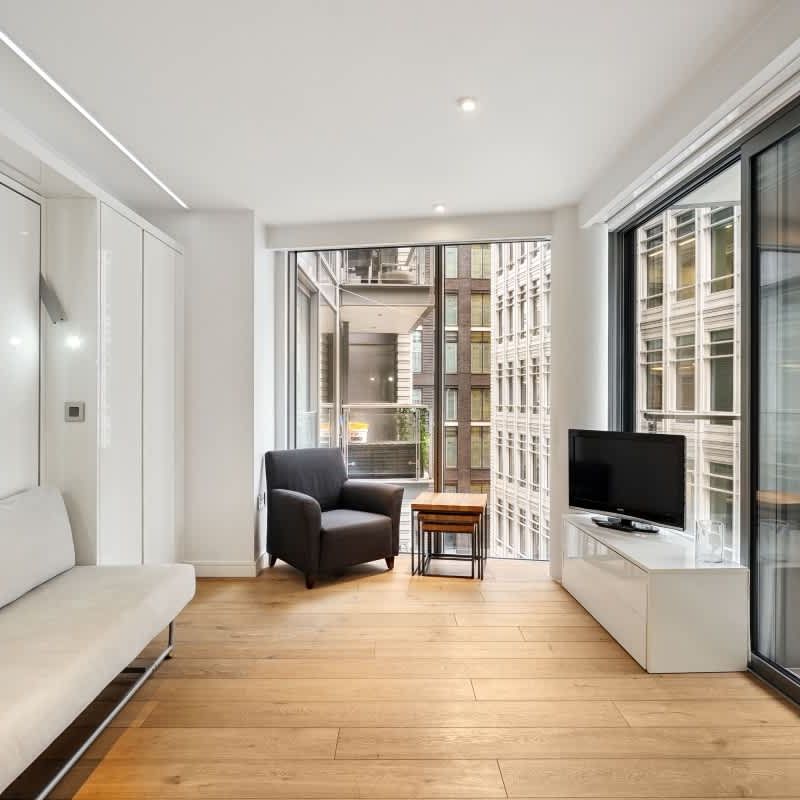 Central St. Giles Piazza London WC2H - Photo 1