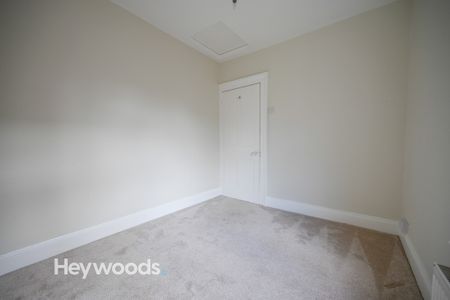 3 bed terraced house to rent in Richmond Street, Penkhull, Stoke-on-Trent - Photo 2