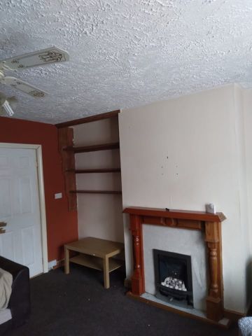 3 Bed Terraced House, Treherne Road, CV6 - Photo 2