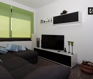 barcelona, Catalonia 08026 - Photo 4