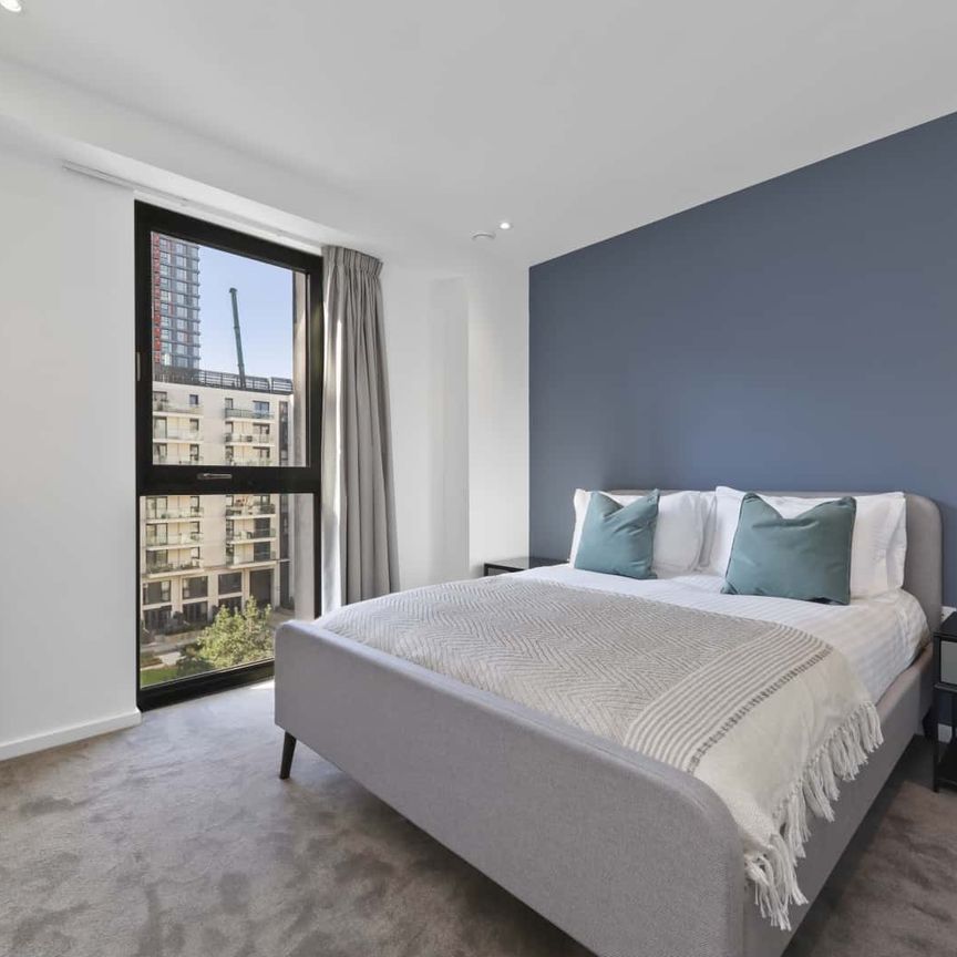 Pippin Mansions, E20 1BG, London - Photo 1