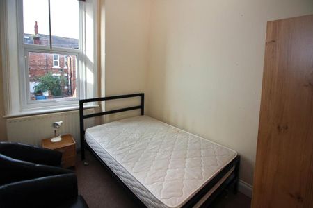 3 bed flat to rent in Oakland Road, Newcastle Upon Tyne, NE2 - Photo 3