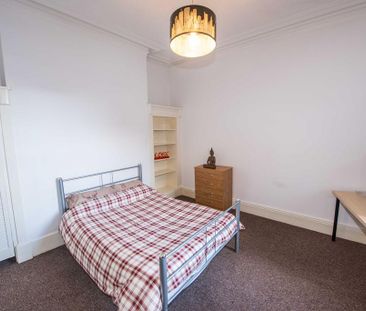8 bedroom house share to rent - Photo 4
