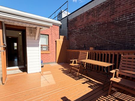 For Lease - 455 B Danforth Avenue Unit# 2nd Flr, Toronto, Ontario - Photo 3