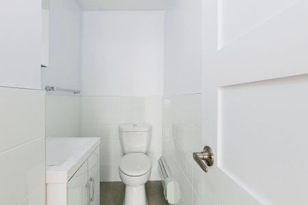 For Lease - 666 Spadina Avenue Unit# 2410, Toronto, Ontario - Photo 3
