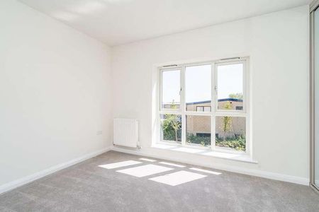 Sivewright Way, Cirencester, Gloucestershire, GL7 - Photo 5