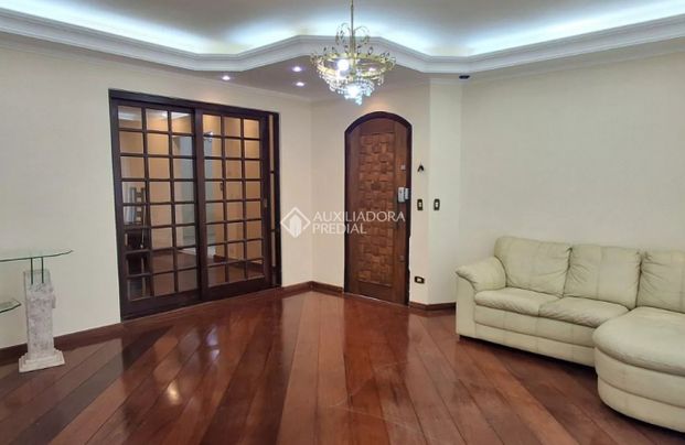 Casa com 4 quartos e 122m² para alugar em Jardim São Caetano, São Caetano do Sul. - Foto 1