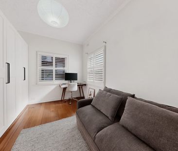 Flexible living with two-bedroom option in prime Elsternwick pocket - Photo 5