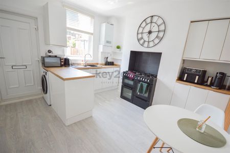 Queens Road, Beighton, S20 - Photo 4