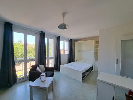 Location Appartement 1 pièce 31m² TROYES 10000 - Photo 2