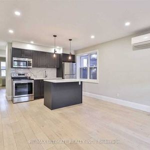 RONCE LIFESTYLE 4 BEDS 2 BATHS RENOVATED - Photo 2