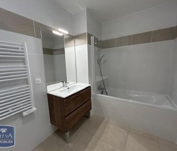 Location Appartement 2 pièces 43m² SOLLIES PONT 83210 - Photo 5