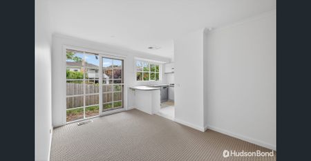 Spacious Villa Unit. - Photo 3