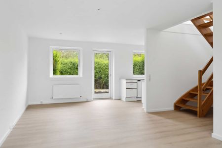 Dejligt rækkehus i grønt område og med 1. sal - Photo 4